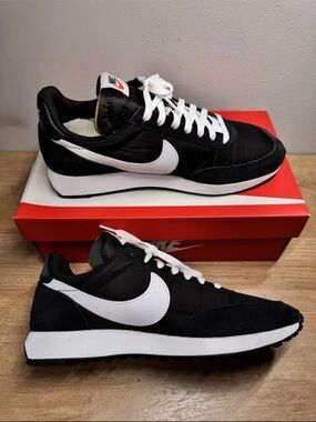 Nike Air Tailwind 79 Black White 487754-012 Men's Sneaker *MULTIPLE SIZES* *NEW*